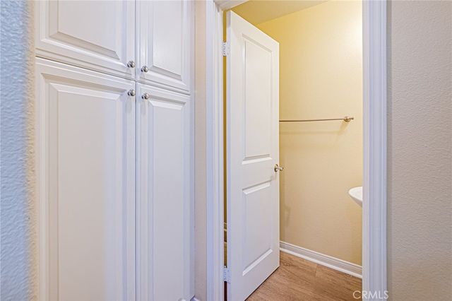 19523 Opal Lane, Saugus, CA 91350