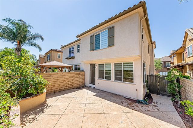19523 Opal Lane, Saugus, CA 91350