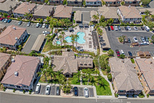 19523 Opal Lane, Saugus, CA 91350