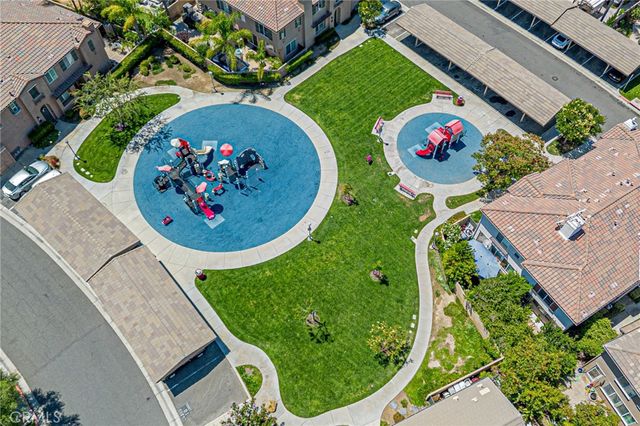 19523 Opal Lane, Saugus, CA 91350