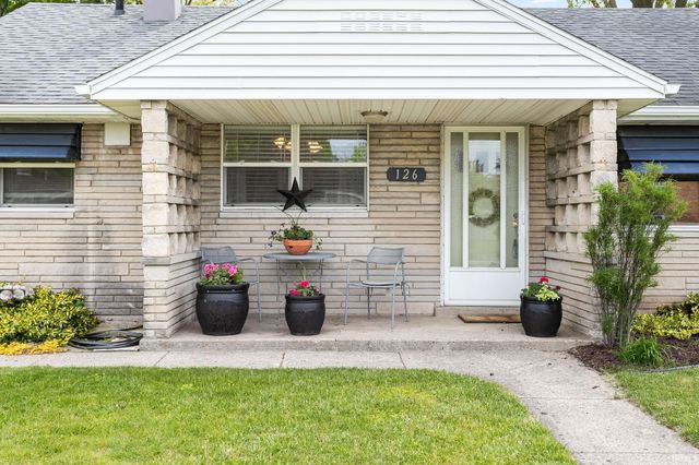 126 S Ironwood Drive, South Bend, IN 46615