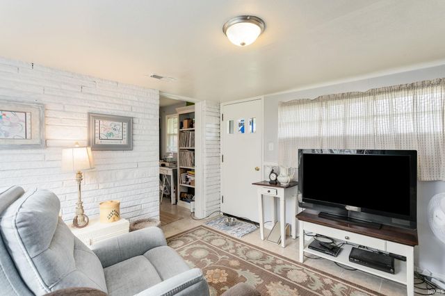 126 S Ironwood Drive, South Bend, IN 46615