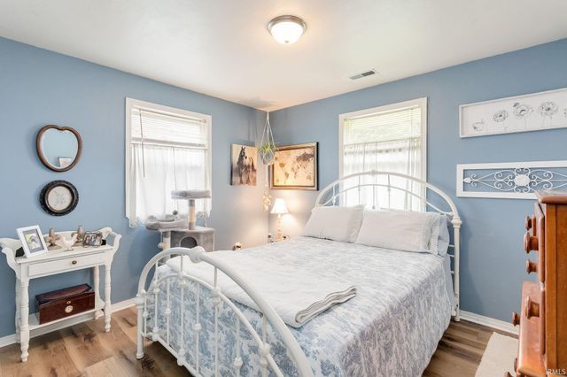126 S Ironwood Drive, South Bend, IN 46615