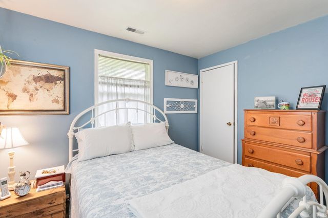 126 S Ironwood Drive, South Bend, IN 46615