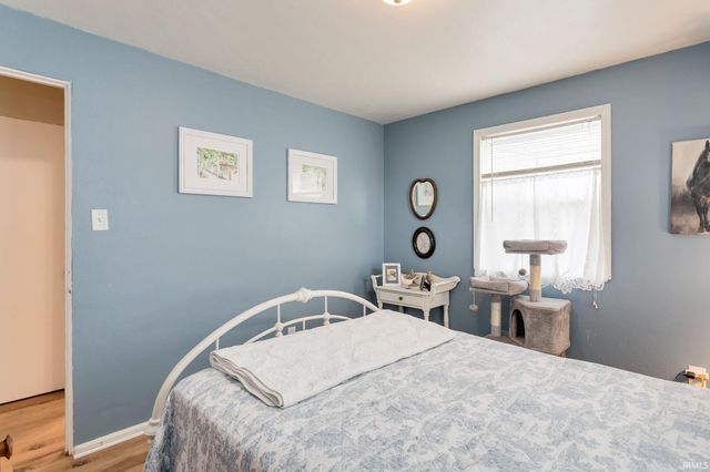 126 S Ironwood Drive, South Bend, IN 46615