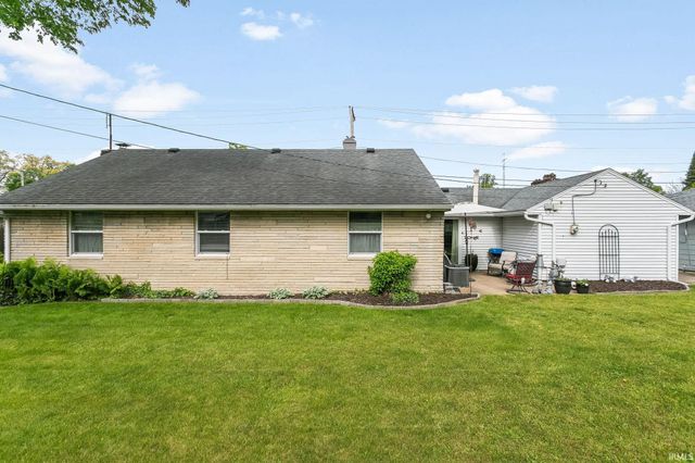 126 S Ironwood Drive, South Bend, IN 46615