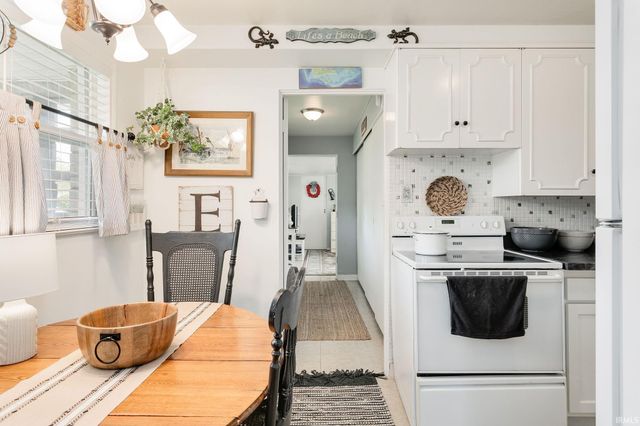 126 S Ironwood Drive, South Bend, IN 46615