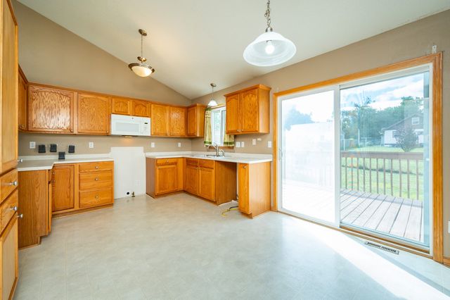 1231 Jerlynn Avenue, Des Moines, IA 50313