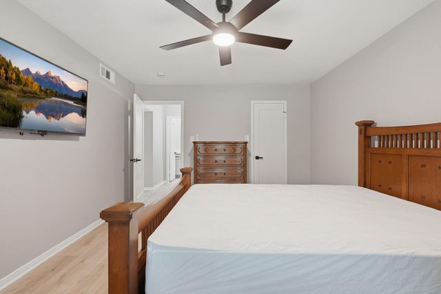 1919 20th Street, Huntsville, TX 77340