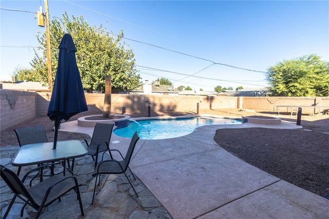 8725 S Cedar Street, Mohave Valley, AZ 86440