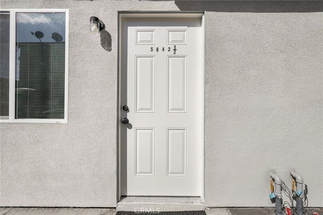 5842 Lexington Avenue, Hollywood, CA 90038