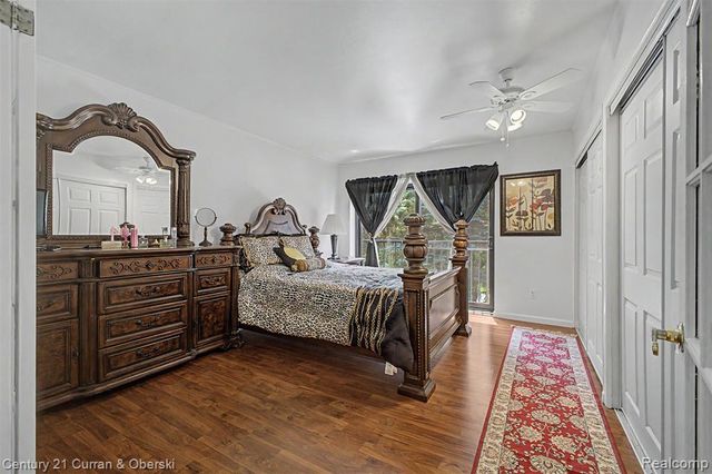 18240 University Park Drive, Livonia, MI 48152