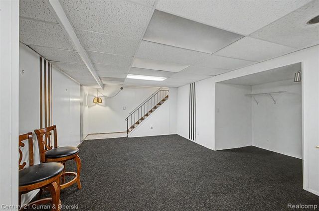 18240 University Park Drive, Livonia, MI 48152
