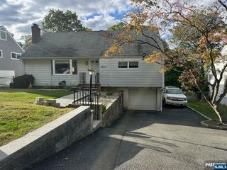 15 Aspen Road, West Orange, NJ 07052