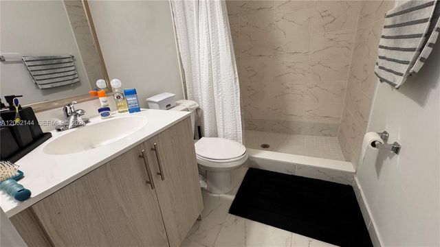 15540 SW 136th St 105, Miami, FL 33196