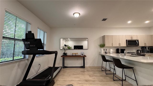 15540 SW 136th St 105, Miami, FL 33196