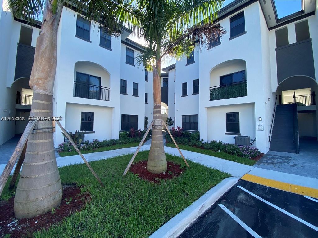 15540 SW 136th St 105, Miami, FL 33196