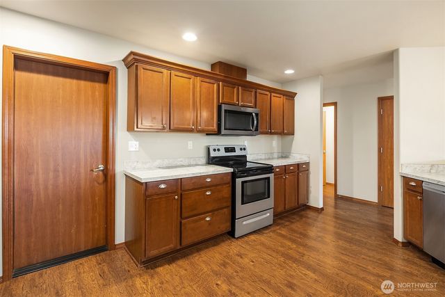 1654 SW Stremler Drive, Oak Harbor, WA 98277