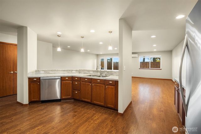 1654 SW Stremler Drive, Oak Harbor, WA 98277