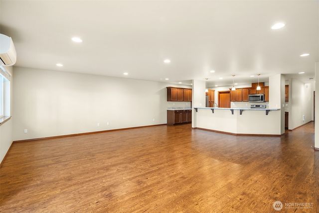 1654 SW Stremler Drive, Oak Harbor, WA 98277
