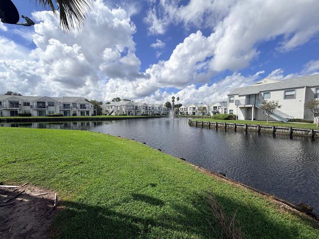 2516 WOODGATE BOULEVARD 107, Orlando, FL 32822