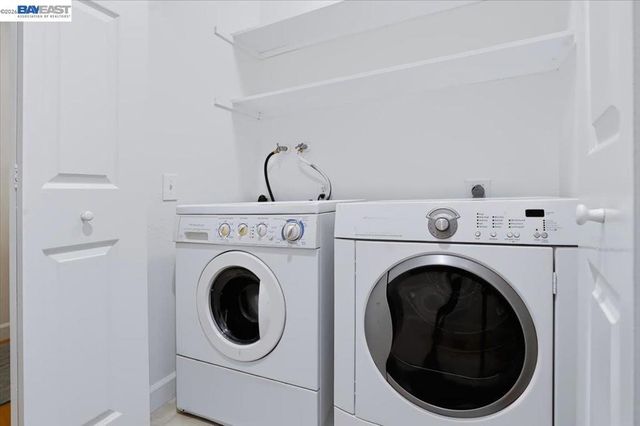 204 Centre Ct, Alameda, CA 94502