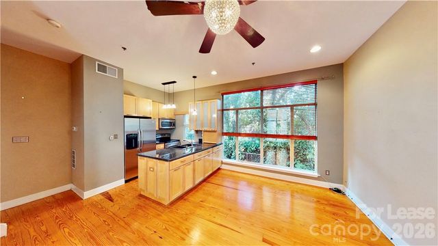 2062 Atherton Heights Lane, Charlotte, NC 28203