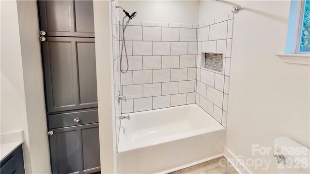 2062 Atherton Heights Lane, Charlotte, NC 28203