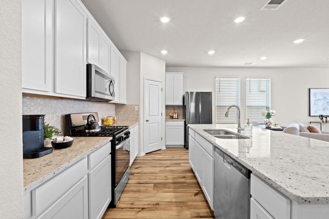 688 Lone Peak WAY, Dripping Springs, TX 78620