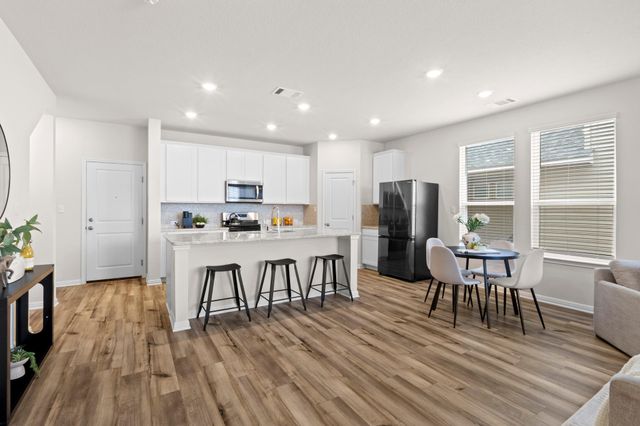 688 Lone Peak WAY, Dripping Springs, TX 78620