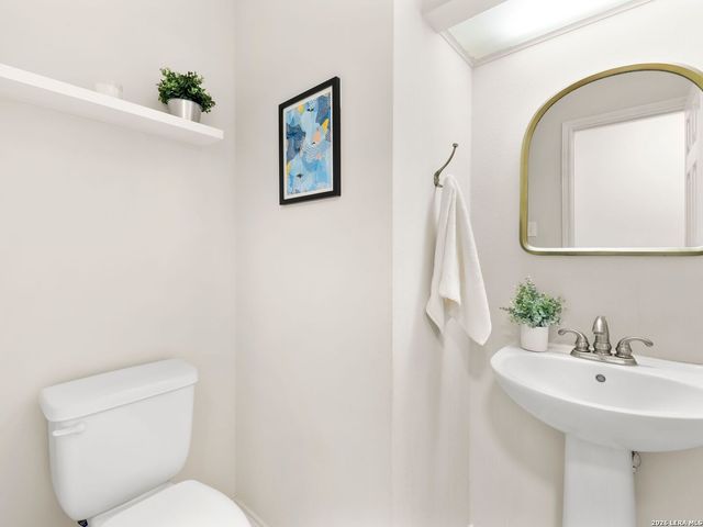 14930 Dancers Image, San Antonio, TX 78248