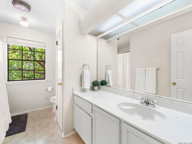 14930 Dancers Image, San Antonio, TX 78248