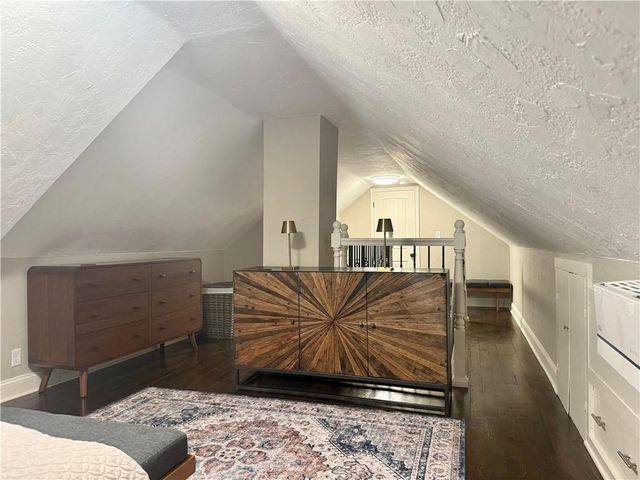 7800 W 64th Street, Mission, KS 66202