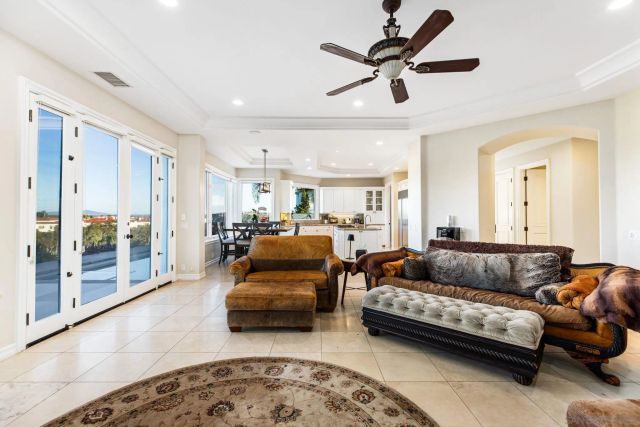 7124 Aviara Dr, Carlsbad, CA 92011