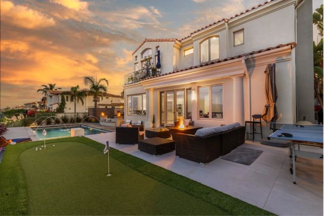 7124 Aviara Dr, Carlsbad, CA 92011