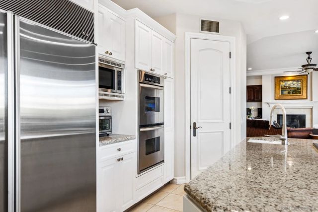 7124 Aviara Dr, Carlsbad, CA 92011