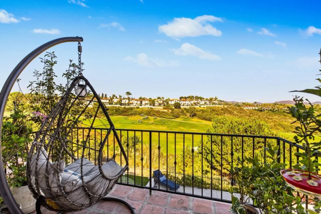 7124 Aviara Dr, Carlsbad, CA 92011