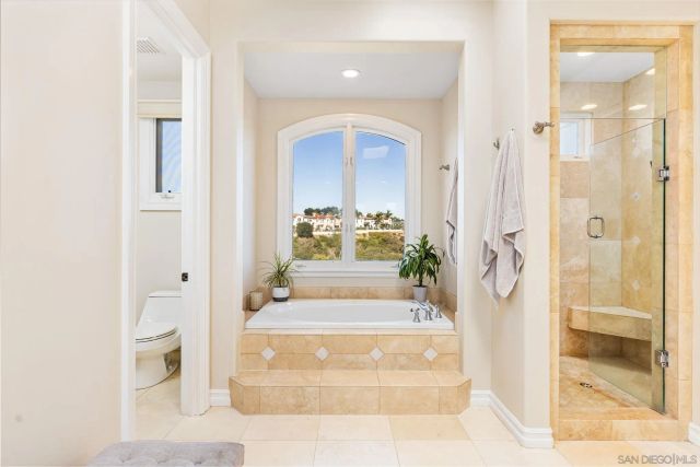 7124 Aviara Dr, Carlsbad, CA 92011