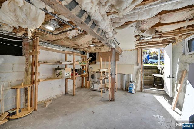 48 Main Avenue, Wallington, NJ 07057