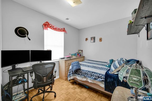 48 Main Avenue, Wallington, NJ 07057