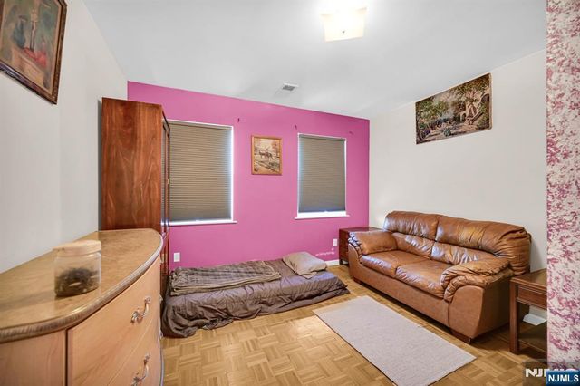 48 Main Avenue, Wallington, NJ 07057