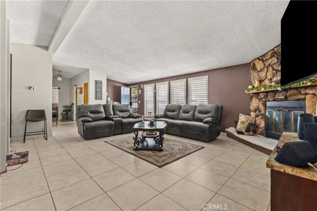 1550 RIMPAU SPC 185 185, Corona, CA 92881