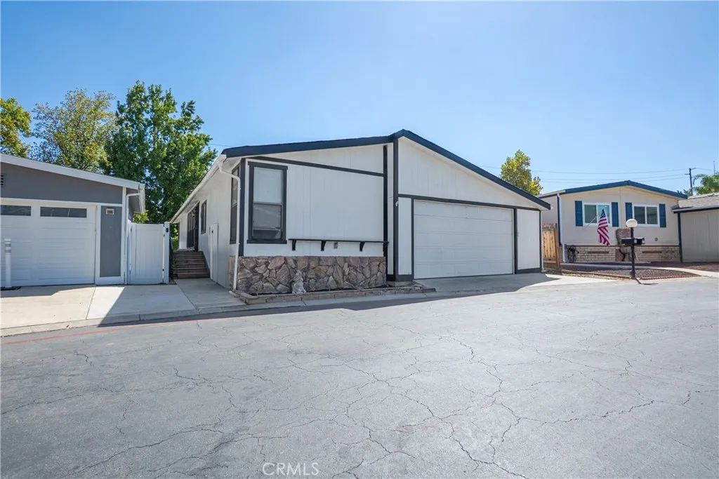 1550 RIMPAU SPC 185 185, Corona, CA 92881