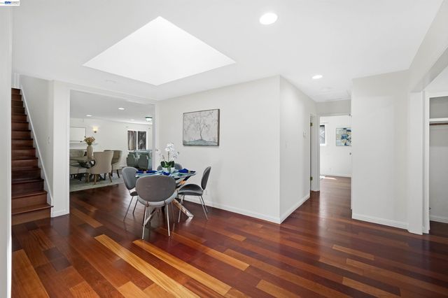 2076 Mento Dr, Fremont, CA 94539