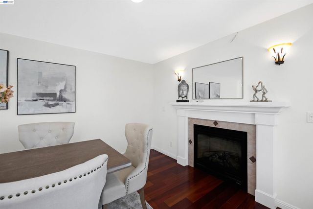 2076 Mento Dr, Fremont, CA 94539