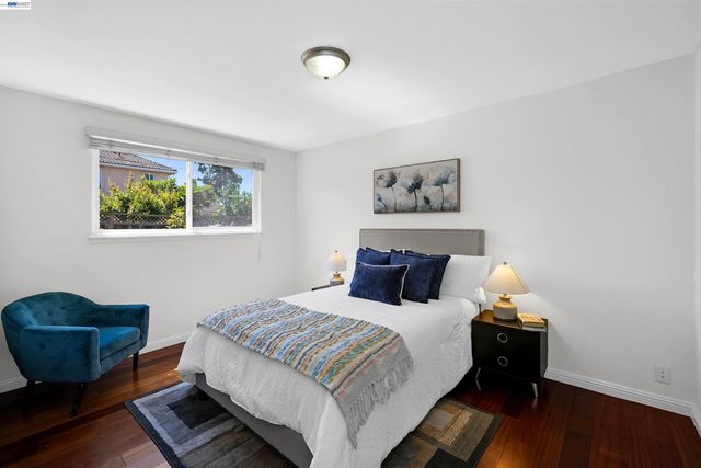 2076 Mento Dr, Fremont, CA 94539