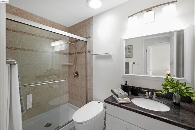 2076 Mento Dr, Fremont, CA 94539