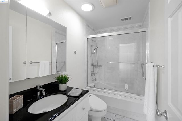 2076 Mento Dr, Fremont, CA 94539