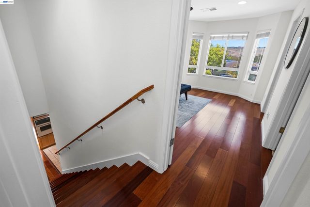 2076 Mento Dr, Fremont, CA 94539