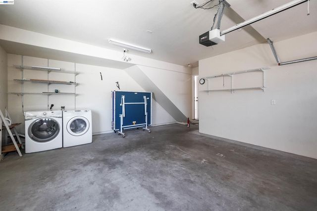 2076 Mento Dr, Fremont, CA 94539